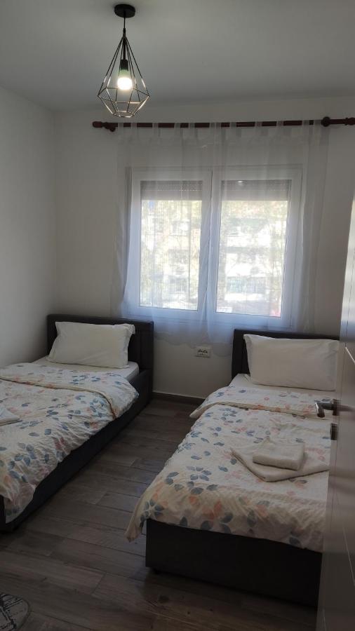 Guest House Endri Тирана Екстериор снимка