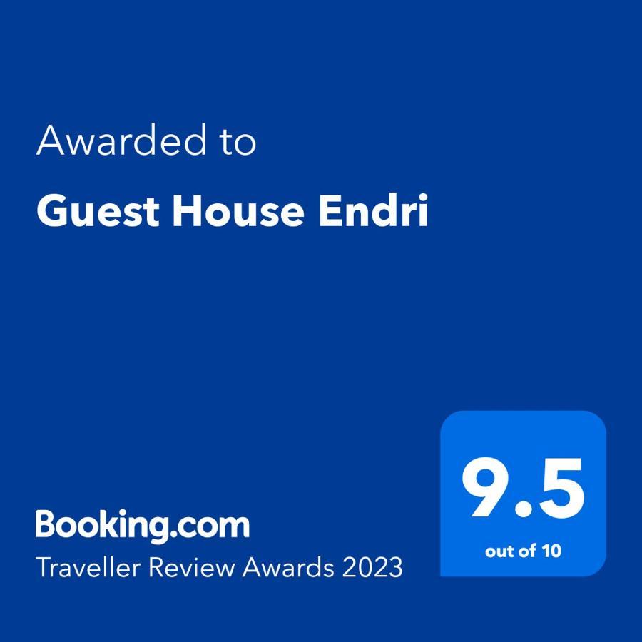 Guest House Endri Тирана Екстериор снимка